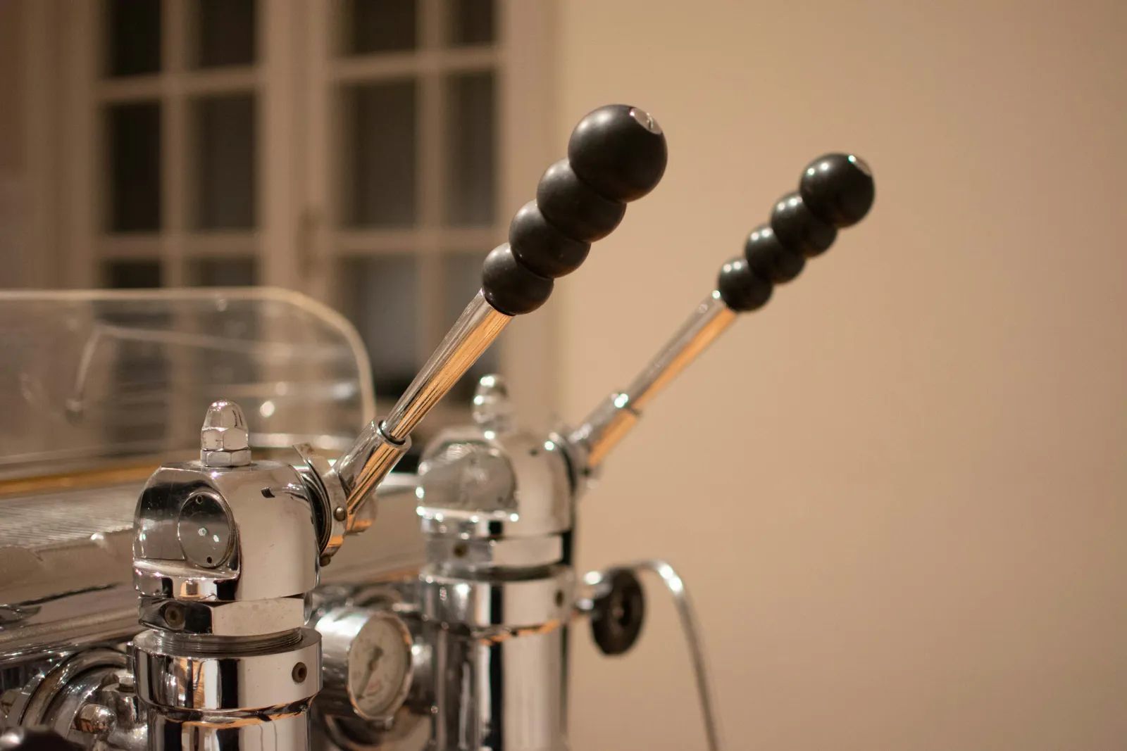 Five Pieces We Want To See At “Italian Passion: The Art of Espresso”