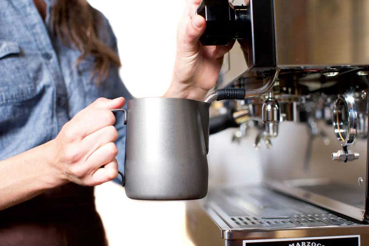 _SteamingPitcher