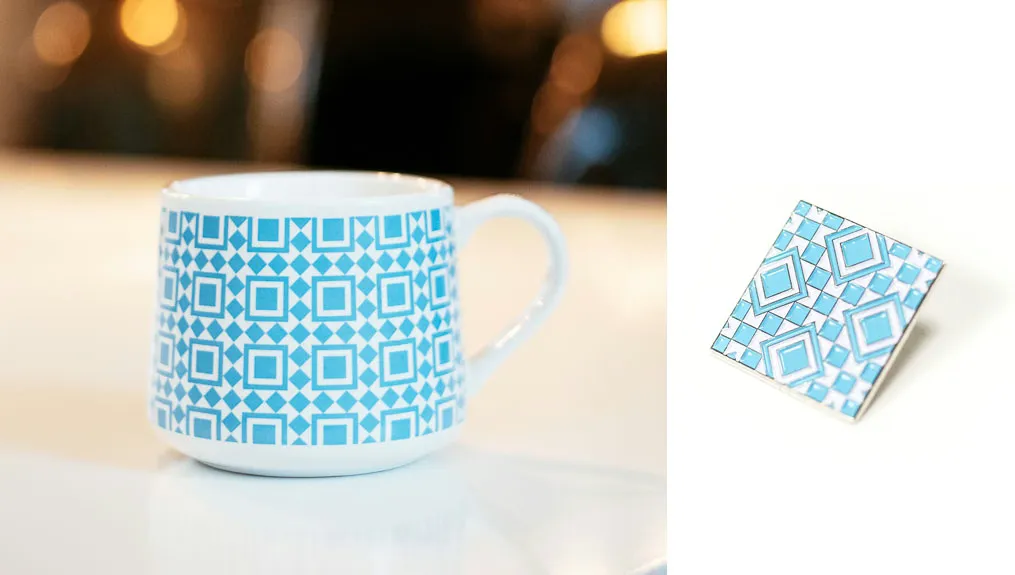 Silver Lake locale’s mug and pin