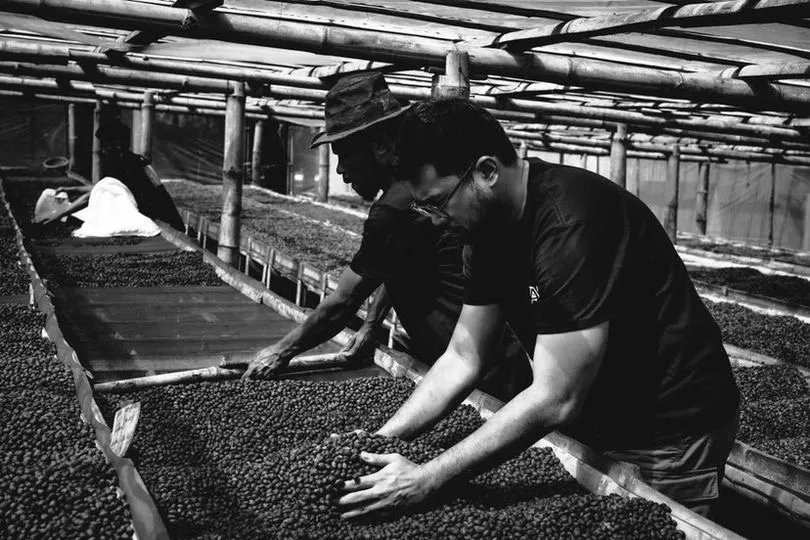 Andre Hamboer (right) of Tuang Coffee