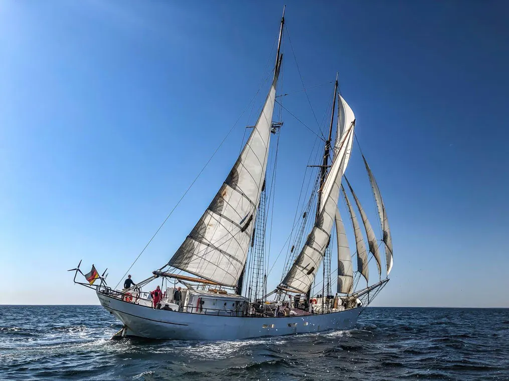 The Avontuur.